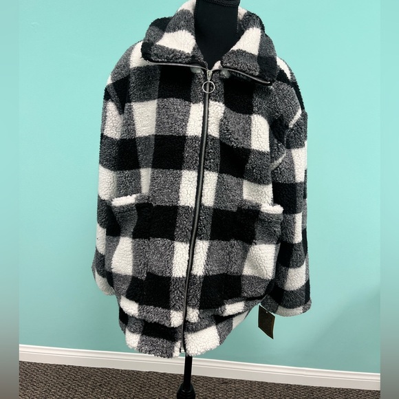 Steve Madden Black & White Buffalo Plaid Fleece Zip-Up Jacket size L. - Picture 3 of 5